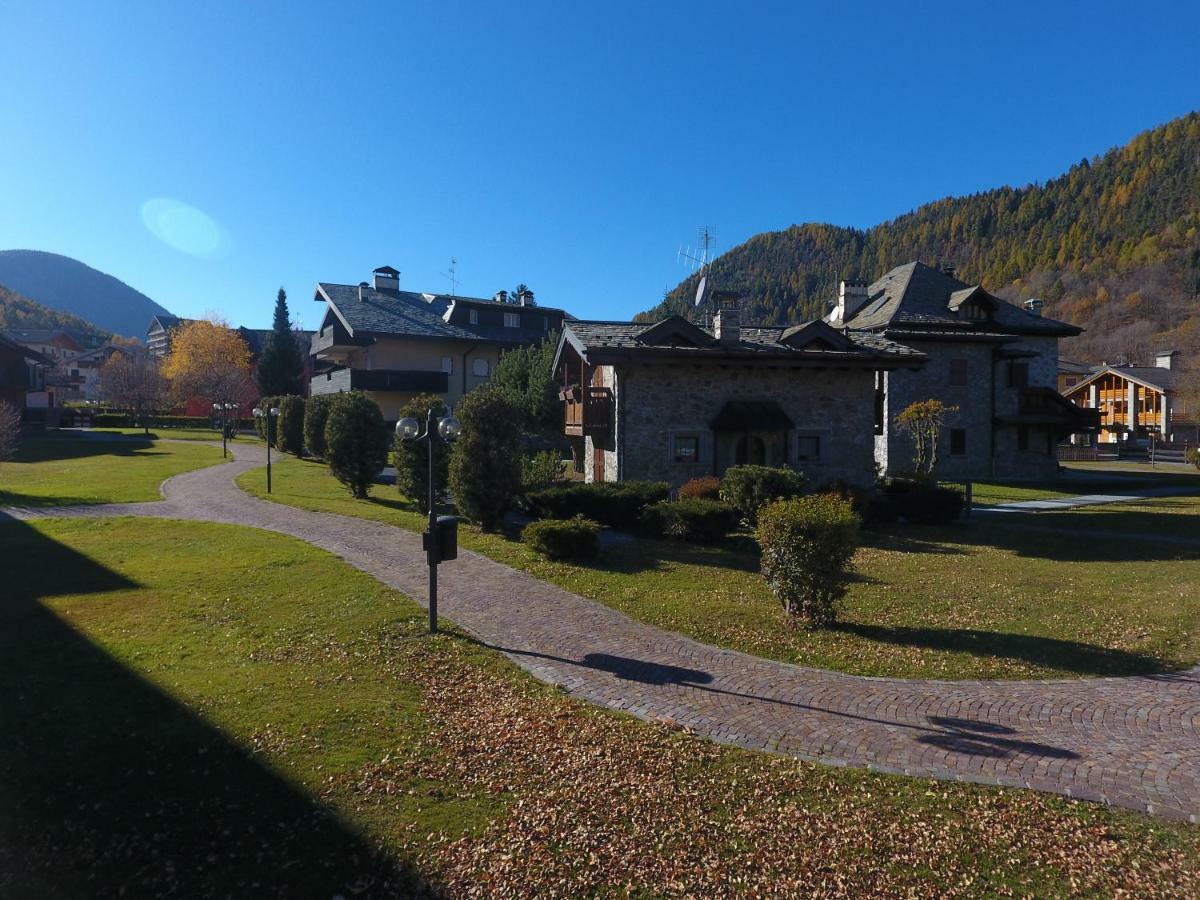 Chalet Dafne Hotell Aprica Eksteriør bilde