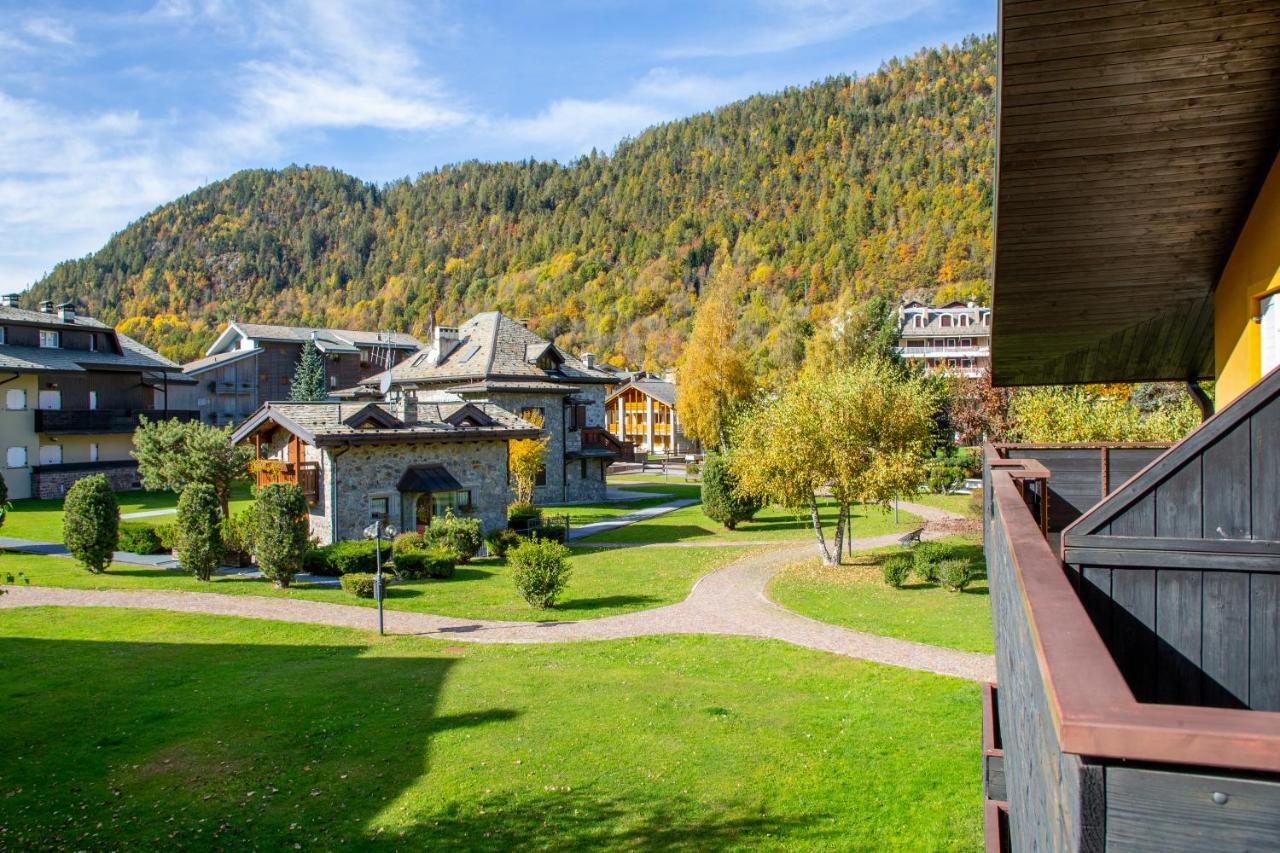 Chalet Dafne Hotell Aprica Eksteriør bilde